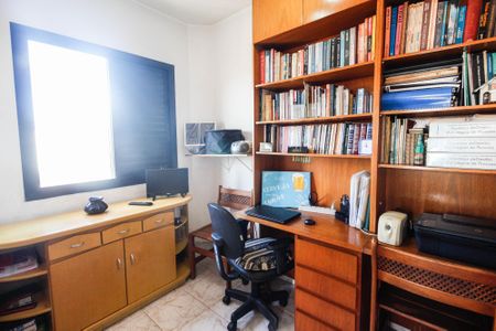 Apartamento à venda com 188m², 3 quartos e 3 vagasQuarto de serviço