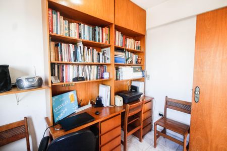 Apartamento à venda com 188m², 3 quartos e 3 vagasQuarto de serviço