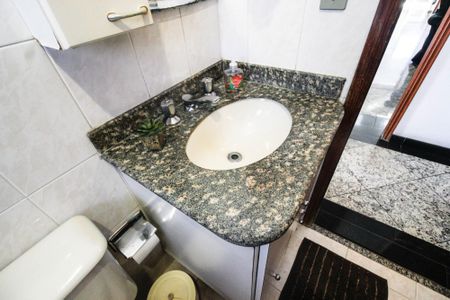 Apartamento à venda com 188m², 3 quartos e 3 vagasBanheiro