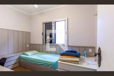 Casa à venda com 120m², 3 quartos e 2 vagasQuarto 2