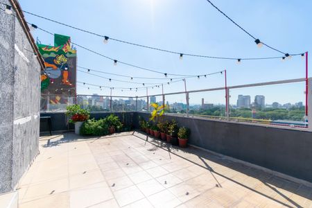 Apartamento à venda com 68m², 2 quartos e sem vagaÁrea comum