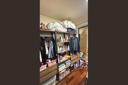 Apartamento à venda com 140m², 3 quartos e 2 vagasCloset da Suíte