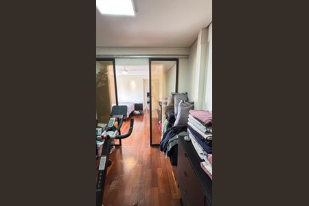 Apartamento à venda com 140m², 3 quartos e 2 vagasCloset da Suíte