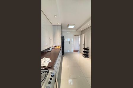 Apartamento à venda com 140m², 3 quartos e 2 vagasCozinha