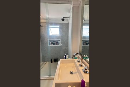 Apartamento à venda com 140m², 3 quartos e 2 vagasBanheiro da Suíte