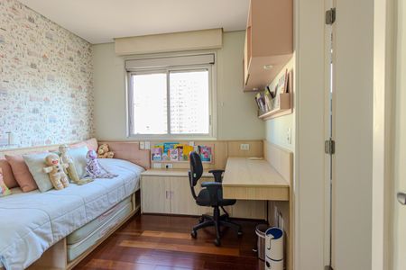 Apartamento à venda com 220m², 4 quartos e 4 vagasSuíte 1