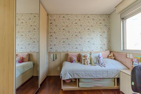 Apartamento à venda com 220m², 4 quartos e 4 vagasSuíte 1