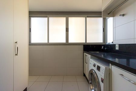 Apartamento à venda com 220m², 4 quartos e 4 vagasÁrea de Serviço