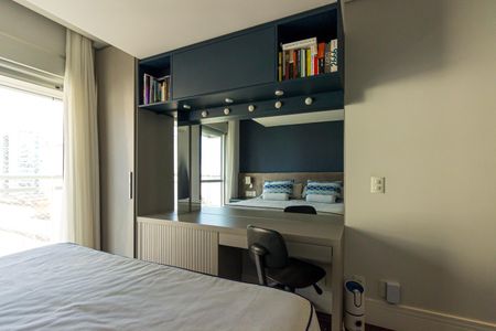 Apartamento à venda com 220m², 4 quartos e 4 vagasSuíte 3