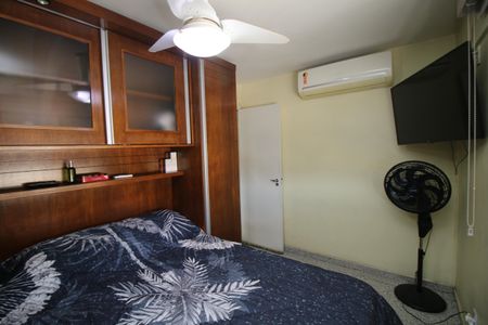 Apartamento à venda com 81m², 3 quartos e 1 vagaQuarto 2