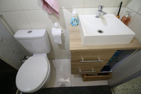 Apartamento à venda com 81m², 3 quartos e 1 vagaBanheiro Social