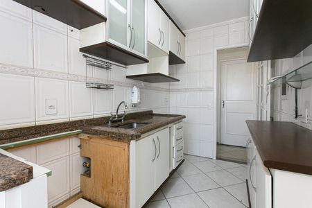Apartamento à venda com 70m², 3 quartos e 1 vaga Apartamento à venda com 70m², 3 quartos e 1 vagaCozinha