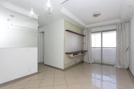 Apartamento à venda com 70m², 3 quartos e 1 vaga Apartamento à venda com 70m², 3 quartos e 1 vagaSala