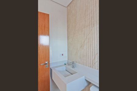 Casa à venda com 145m², 3 quartos e 2 vagasBanheiro da Suíte 3