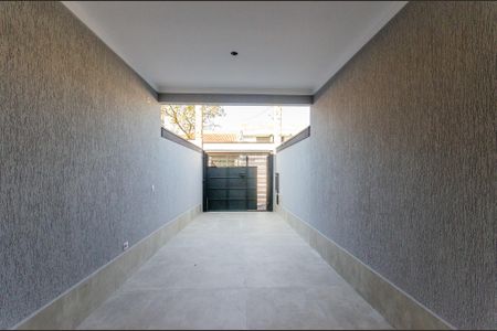 Casa à venda com 145m², 3 quartos e 2 vagasGaragem