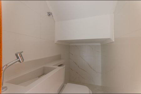 Casa à venda com 145m², 3 quartos e 2 vagasLavabo