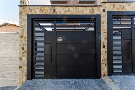 Casa à venda com 145m², 3 quartos e 2 vagasFachada