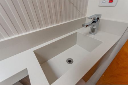 Casa à venda com 145m², 3 quartos e 2 vagasBanheiro Suite 2