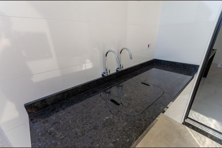 Casa à venda com 145m², 3 quartos e 2 vagasÁrea de Serviço