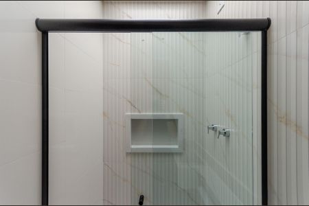 Casa à venda com 145m², 3 quartos e 2 vagasBanheiro Suite 2