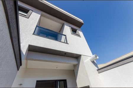 Casa à venda com 145m², 3 quartos e 2 vagasÁrea externa