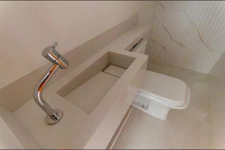 Casa à venda com 145m², 3 quartos e 2 vagasLavabo