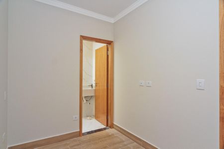 Casa à venda com 145m², 3 quartos e 2 vagasSuíte 2