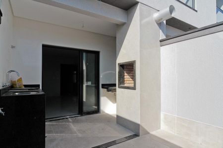 Casa à venda com 145m², 3 quartos e 2 vagasÁrea externa