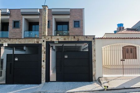 Casa à venda com 145m², 3 quartos e 2 vagasFachada
