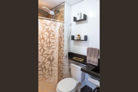 Apartamento à venda com 46m², 2 quartos e 1 vaga Apartamento à venda com 46m², 2 quartos e 1 vagaBanheiro