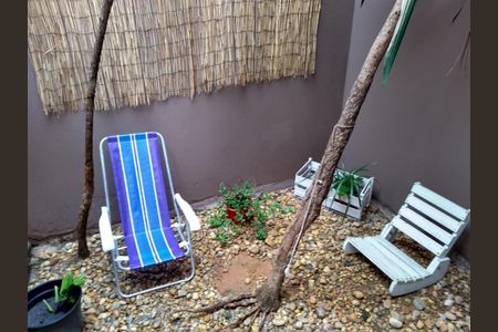 Casa à venda com 220m², 2 quartos e 3 vagas Casa à venda com 220m², 2 quartos e 3 vagasFoto 11