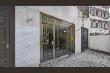 Apartamento à venda com 71m², 2 quartos e 1 vagaFachada e portaria