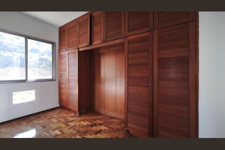 Apartamento à venda com 71m², 2 quartos e 1 vagaQuarto 1