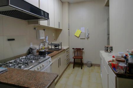Apartamento à venda com 106m², 3 quartos e 1 vagaCozinha