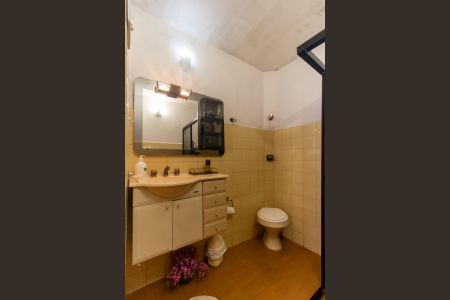 Casa à venda com 140m², 4 quartos e 1 vagaCasa 2 - Banheiro