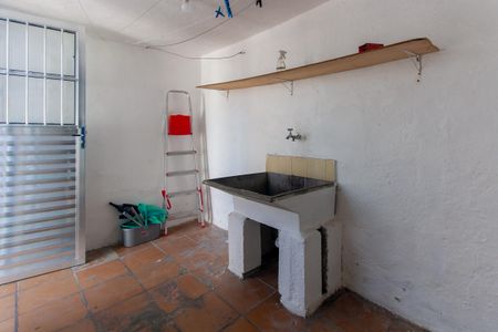 Casa à venda com 140m², 4 quartos e 1 vagaCasa 1 - Área de Serviço