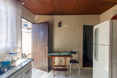 Casa à venda com 140m², 4 quartos e 1 vagaCasa 2 - Cozinha