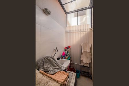 Casa à venda com 118m², 2 quartos e 4 vagas Casa à venda com 118m², 2 quartos e 4 vagasCozinha e Área de Serviço