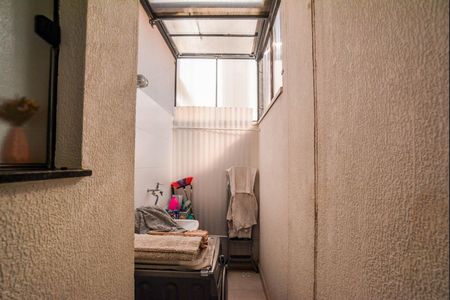 Casa à venda com 118m², 2 quartos e 4 vagas Casa à venda com 118m², 2 quartos e 4 vagasCozinha e Área de Serviço