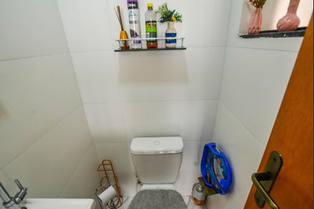 Casa à venda com 118m², 2 quartos e 4 vagas Casa à venda com 118m², 2 quartos e 4 vagasLavabo