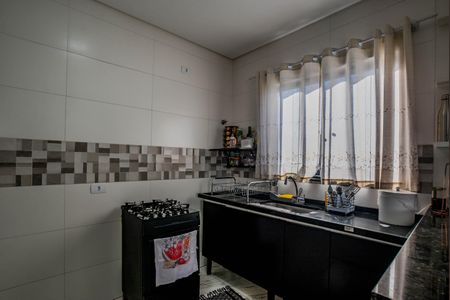 Casa à venda com 118m², 2 quartos e 4 vagas Casa à venda com 118m², 2 quartos e 4 vagasCozinha e Área de Serviço