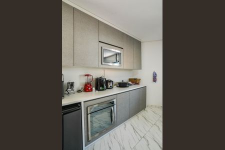 Casa à venda com 118m², 2 quartos e 4 vagas Casa à venda com 118m², 2 quartos e 4 vagasCozinha e Área de Serviço