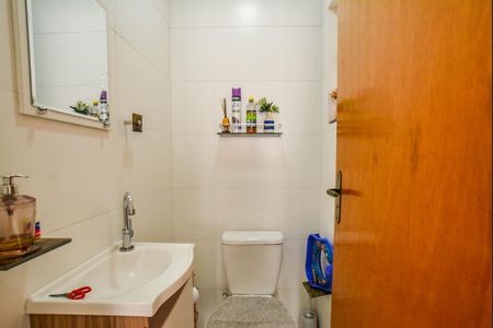 Casa à venda com 118m², 2 quartos e 4 vagas Casa à venda com 118m², 2 quartos e 4 vagasLavabo