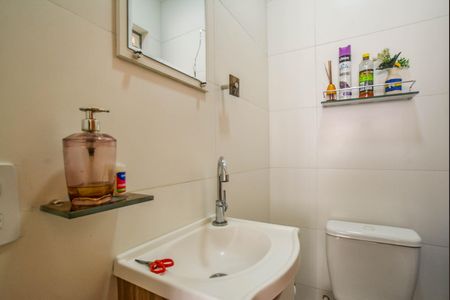 Casa à venda com 118m², 2 quartos e 4 vagas Casa à venda com 118m², 2 quartos e 4 vagasLavabo