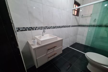 Casa à venda com 107m², 2 quartos e 2 vagas Casa à venda com 107m², 2 quartos e 2 vagasBanheiro da Suíte