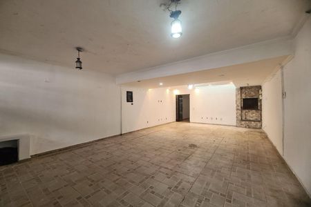Casa à venda com 107m², 2 quartos e 2 vagas Casa à venda com 107m², 2 quartos e 2 vagasGaragem