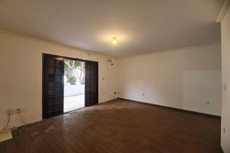 Casa à venda com 107m², 2 quartos e 2 vagas Casa à venda com 107m², 2 quartos e 2 vagasSuite