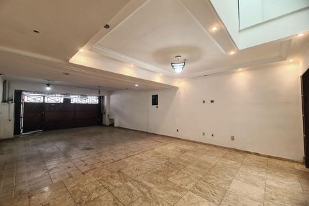 Casa à venda com 107m², 2 quartos e 2 vagas Casa à venda com 107m², 2 quartos e 2 vagasGaragem