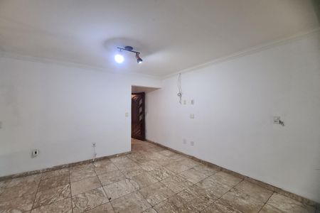 Casa à venda com 107m², 2 quartos e 2 vagas Casa à venda com 107m², 2 quartos e 2 vagasSala