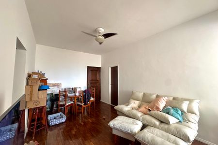 Apartamento à venda com 110m², 2 quartos e sem vagaSala